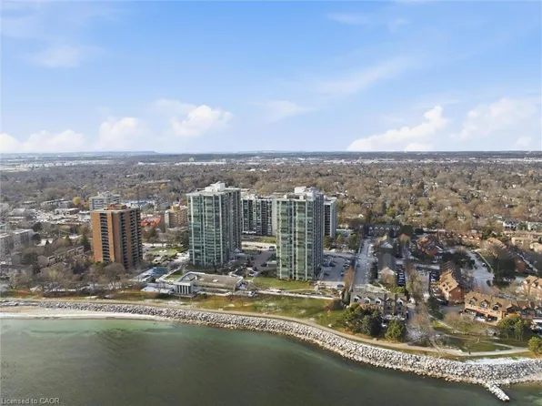 2170 Marine Dr #1808, Oakville, ON L6L 5V1
