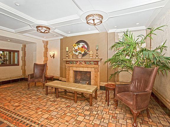 2nd image of 12 W 72nd St APT 5F