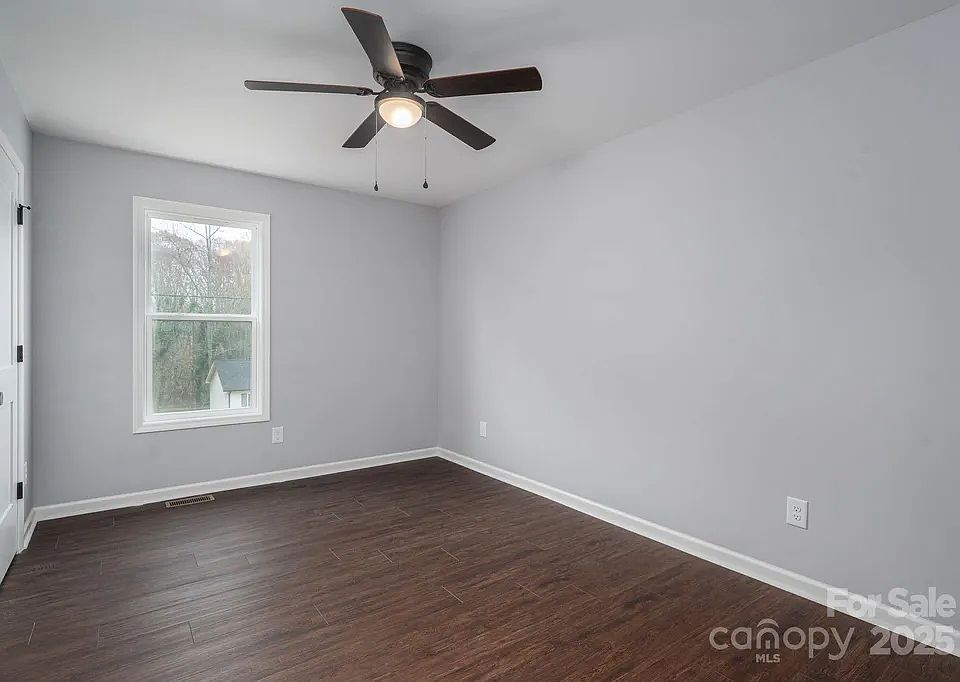 2nd image of 0 N Caldwell St #2