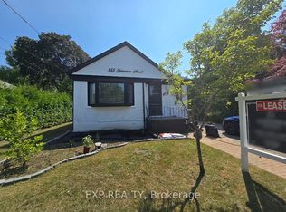 855 Grierson St #BASEMENT, Oshawa, ON L1G 5K1