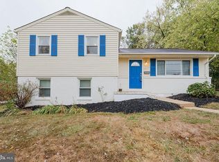 9519 Sheridan St, Lanham, MD 20706
