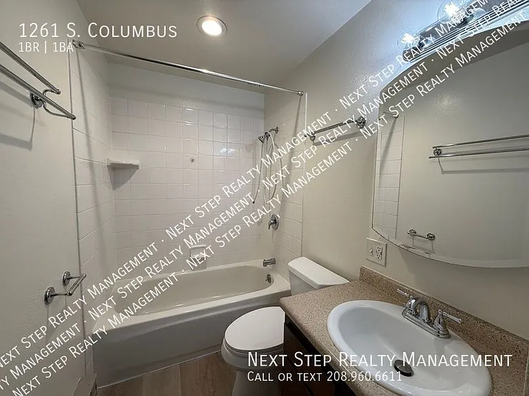 1261 S Columbus St — Photo 9