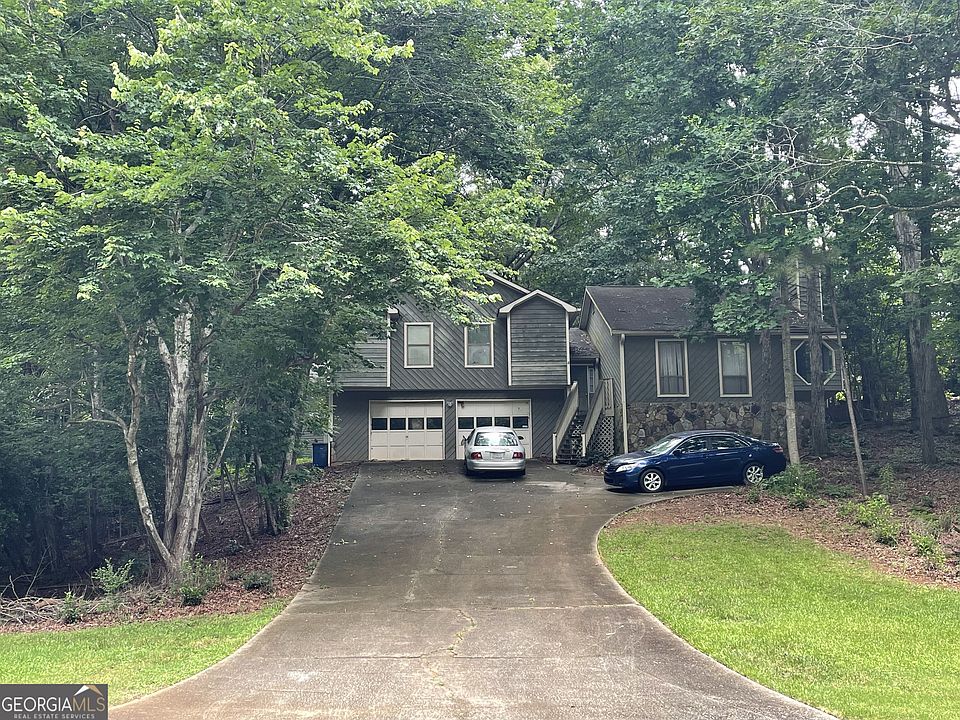 1st image of 2685 Peachtree Walk
