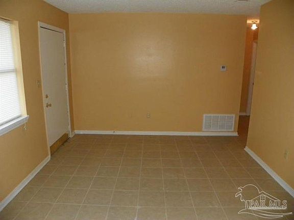 4th image of 7240 Hilburn Rd
