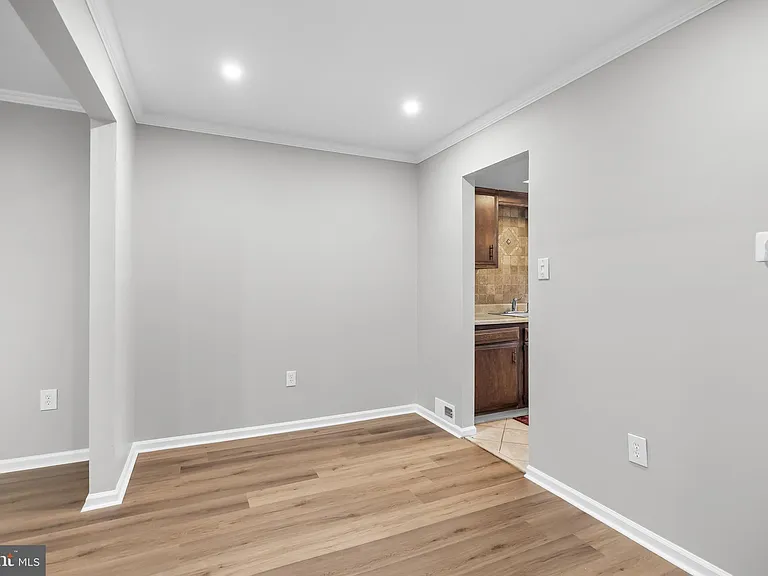 13 Hopewell Ln — Photo 5