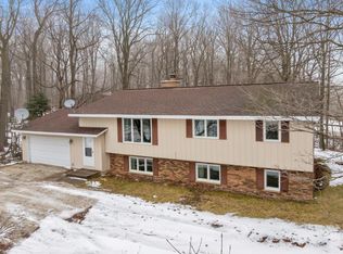 N8569 Rhine Forest LANE, Elkhart Lake, WI 53020