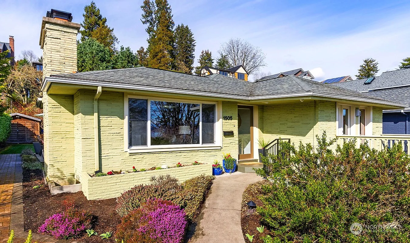 1505 35th Avenue S photo 1