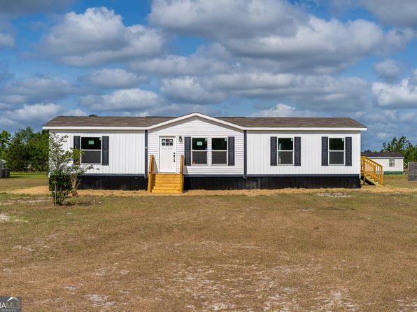 92 Wood Duck Ln, Folkston, GA 31537