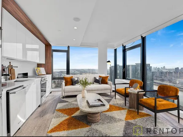 224 East 135th Street 1027 image 1 of 22