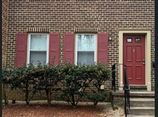 7709 Heatherton Ln, Rockville, MD 20854