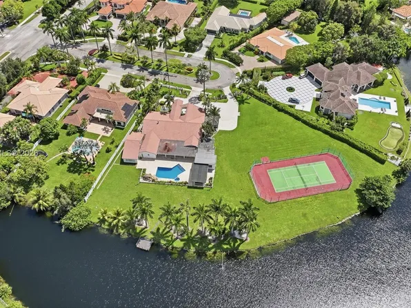 16170 Saddle Ln, Fort Lauderdale, FL 33326