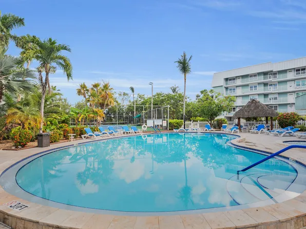 1901 S Roosevelt Blvd #104, Key West, FL 33040