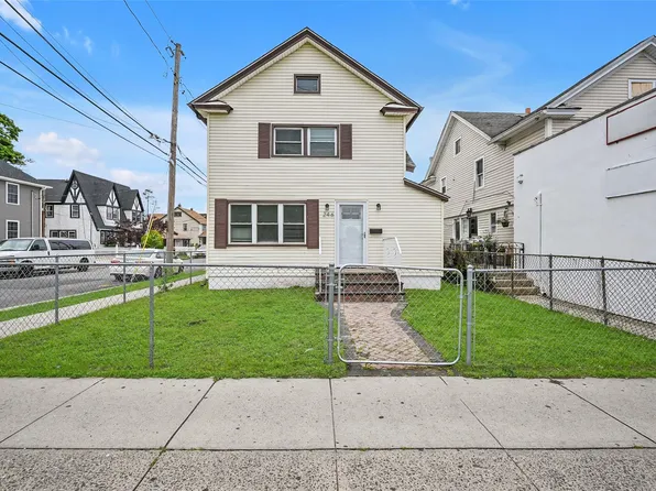 246 Main Street, Hempstead, NY 11550