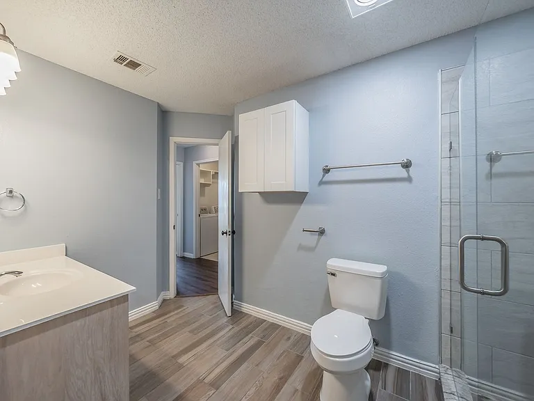 8109 Mosstree Dr — Photo 9