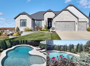 487 Cambridge Manor Dr, Wentzville, MO 63385