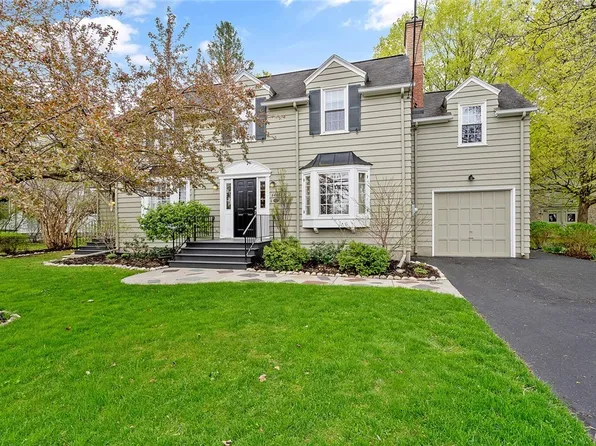 6446 E Seneca Tpke, Jamesville, NY 13078