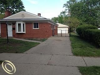 2nd image of 5646 Robindale Ave