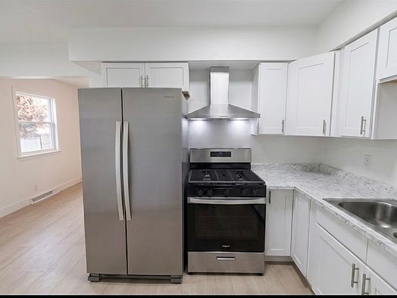 3rd image of 5167 N 85th St #1