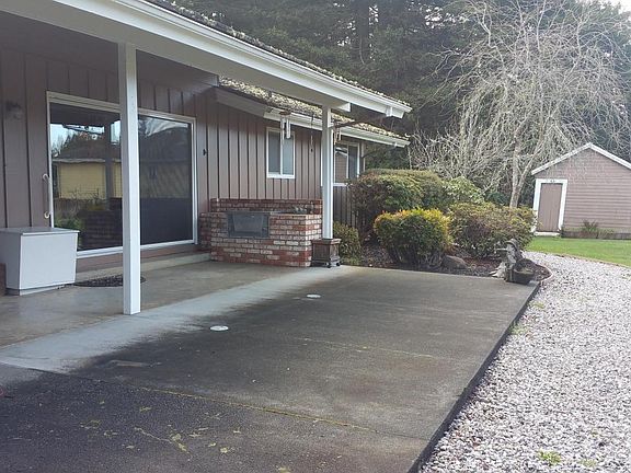 5th image of 4242 Cedar St