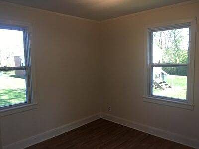 5th image of 1757 Huron Rd SE
