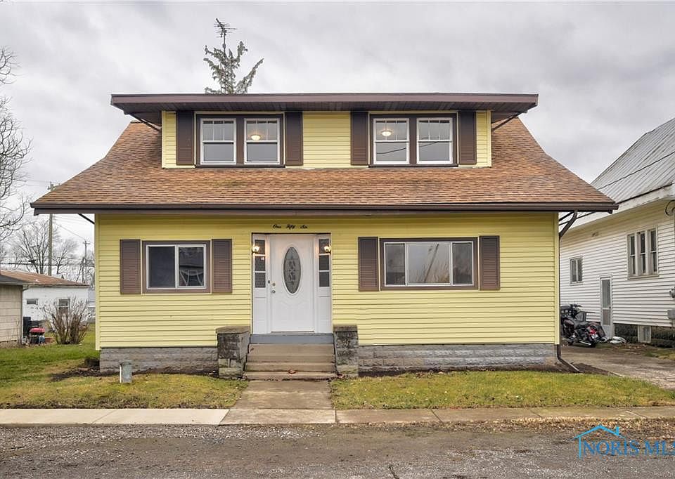 1st image of 156 Center St