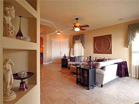 3rd image of 8212 Tivoli Dr