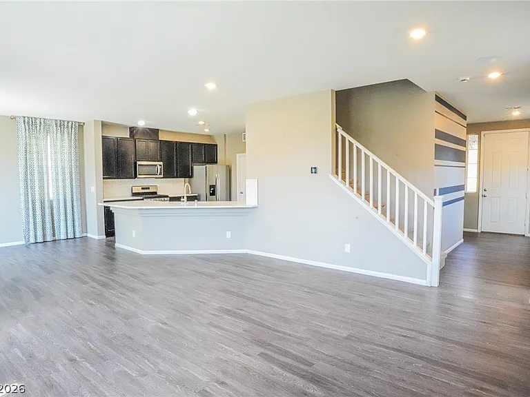 4525 Cougar Ave — Photo 8