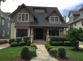 28 N Spring Ave, La Grange, IL 60525