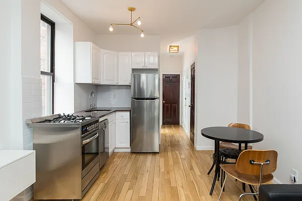 Sold by Redfin Real Estate | media 5