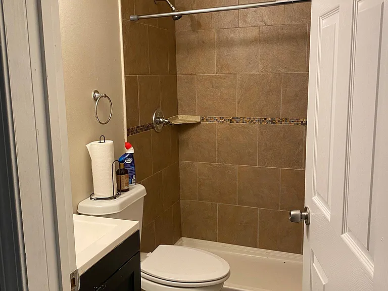 6802 Potomac Pl — Photo 44