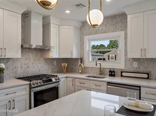 388 Barbados Drive N, Toms River, NJ 08757
