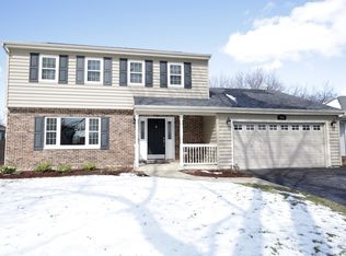 1854 Chandler Ave, St Charles, IL 60174