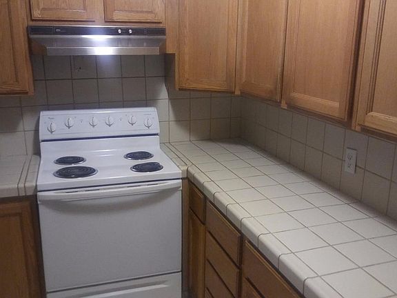 4th image of 10301 Dale Dr