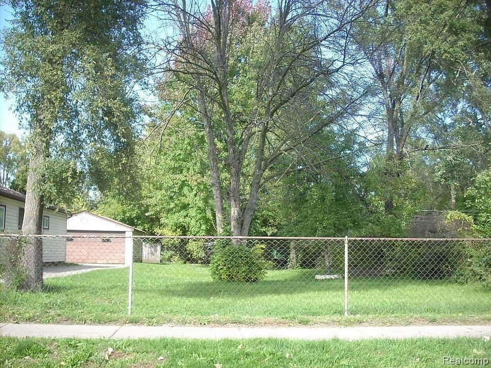 1st image of 2483 Waltz Ave