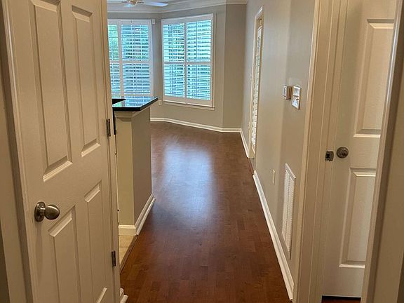 2nd image of 5208 Westchester Rdg NE