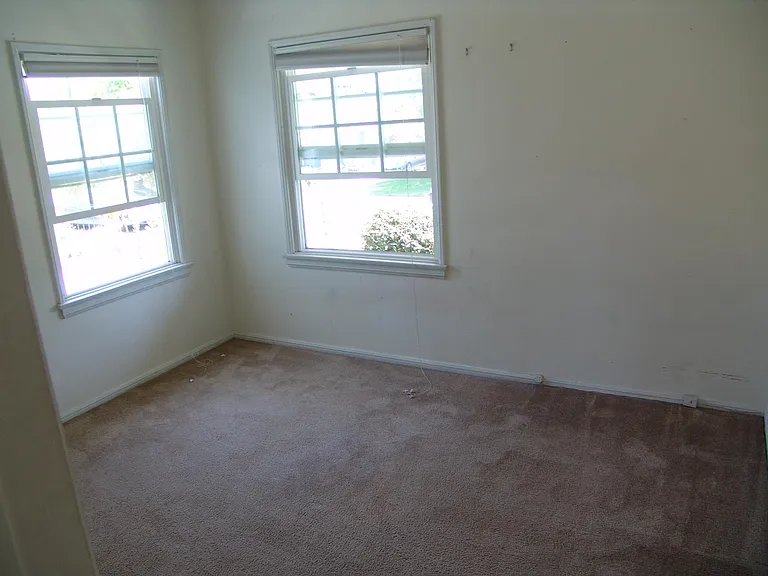 8113 Stewart Ave — Photo 11