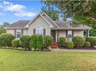 1196 Valentine Ln, Greer, SC 29651