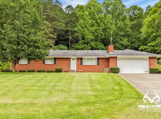 2734 Erwin Hollow Rd, Jackson, OH 45640