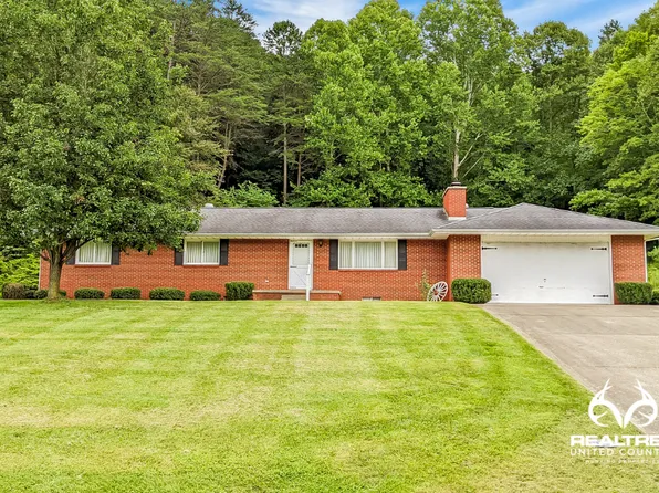 2734 Erwin Hollow Rd, Jackson, OH 45640