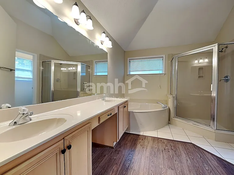 1146 Red Fern Cir E — Photo 13