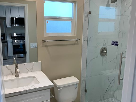 4th image of 2658 Bonita St
