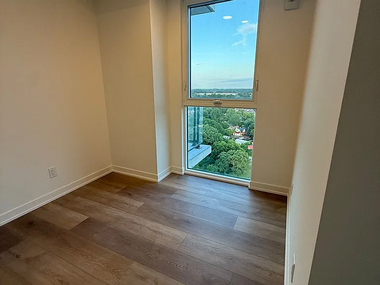 33 Erie Ave #1509 — Photo 10
