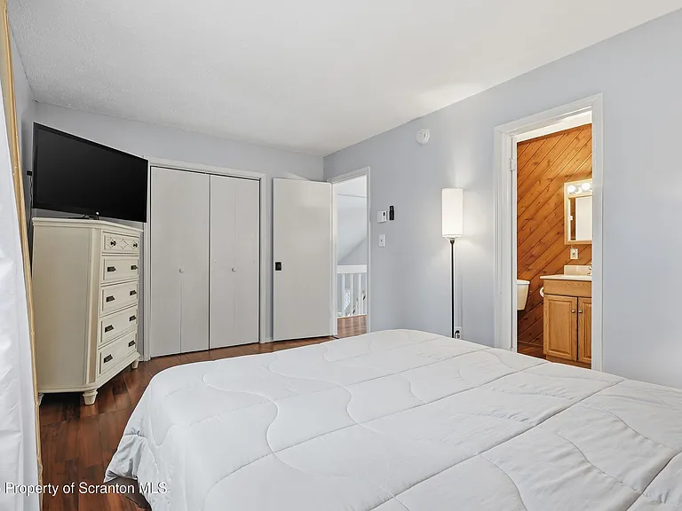 1379 Winding Way — Photo 27