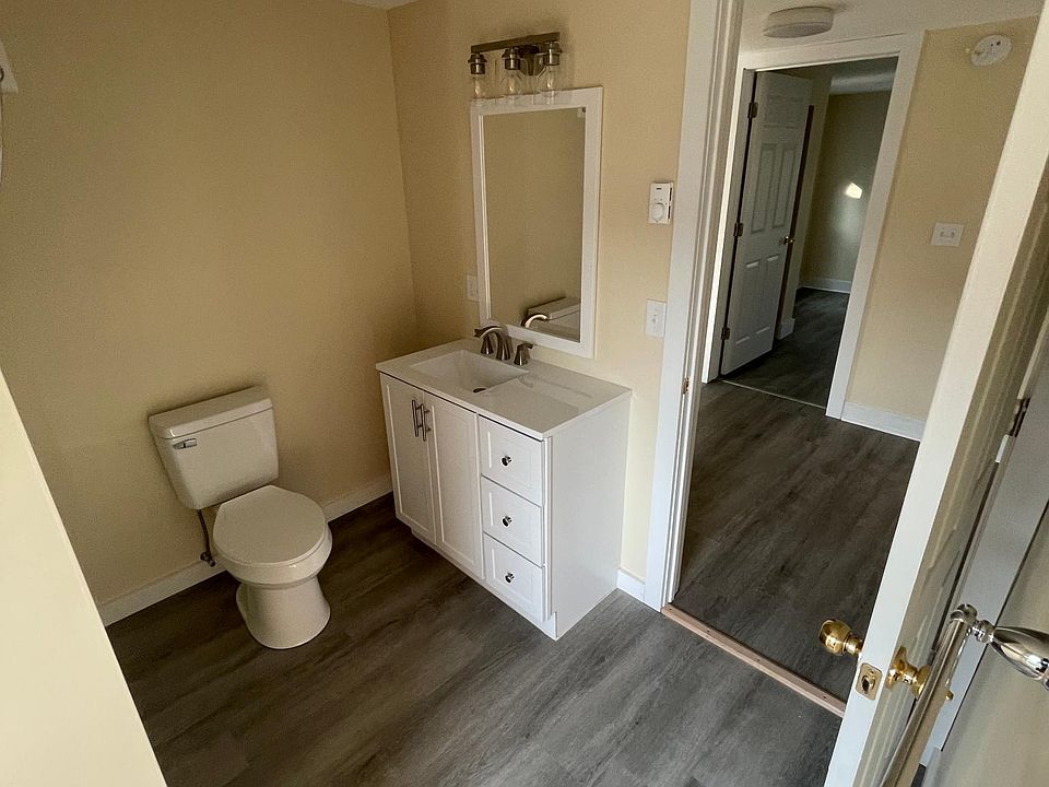 312 Oak St 2, Corinth, NY 12822 Zillow