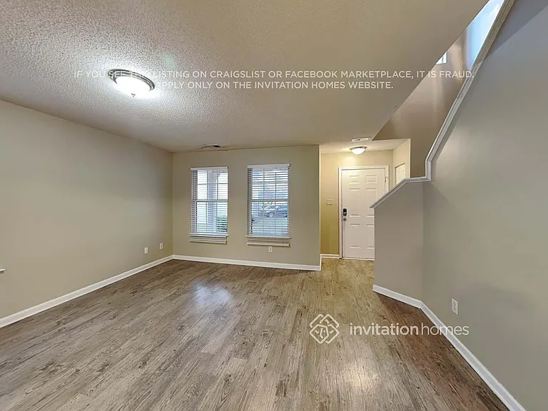 3105 Pebble Creek Ln — Photo 4