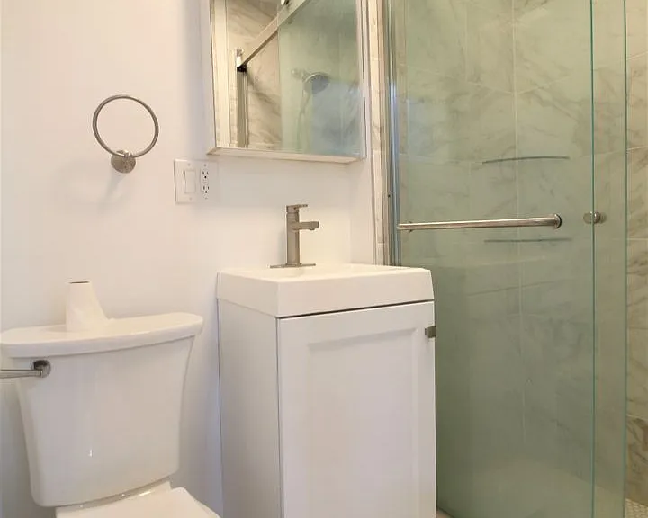 1616 Pine St — Photo 5