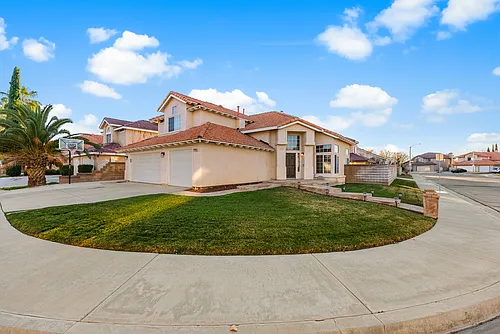 44351 Shad St Photo 1