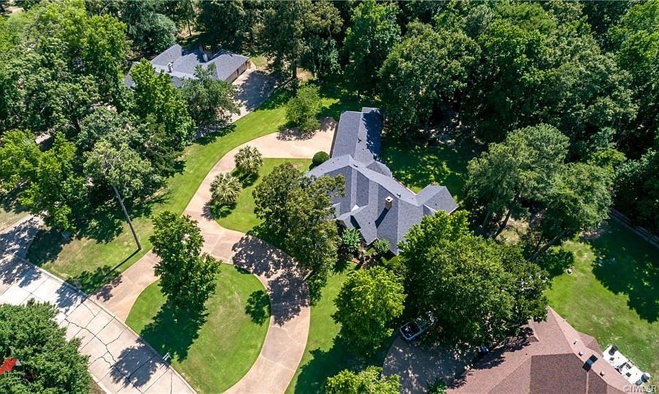 1st image of 104 Preston Bay Cir