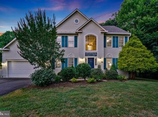 12016 Dumfries Rd, Manassas, VA 20112
