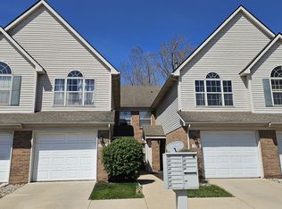 7422 Lacy Dr #9, Van Buren Township, MI
